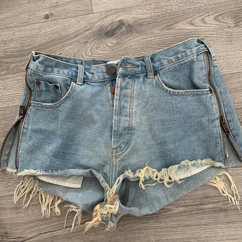 One Teaspoon Denim Shorts  Size 26